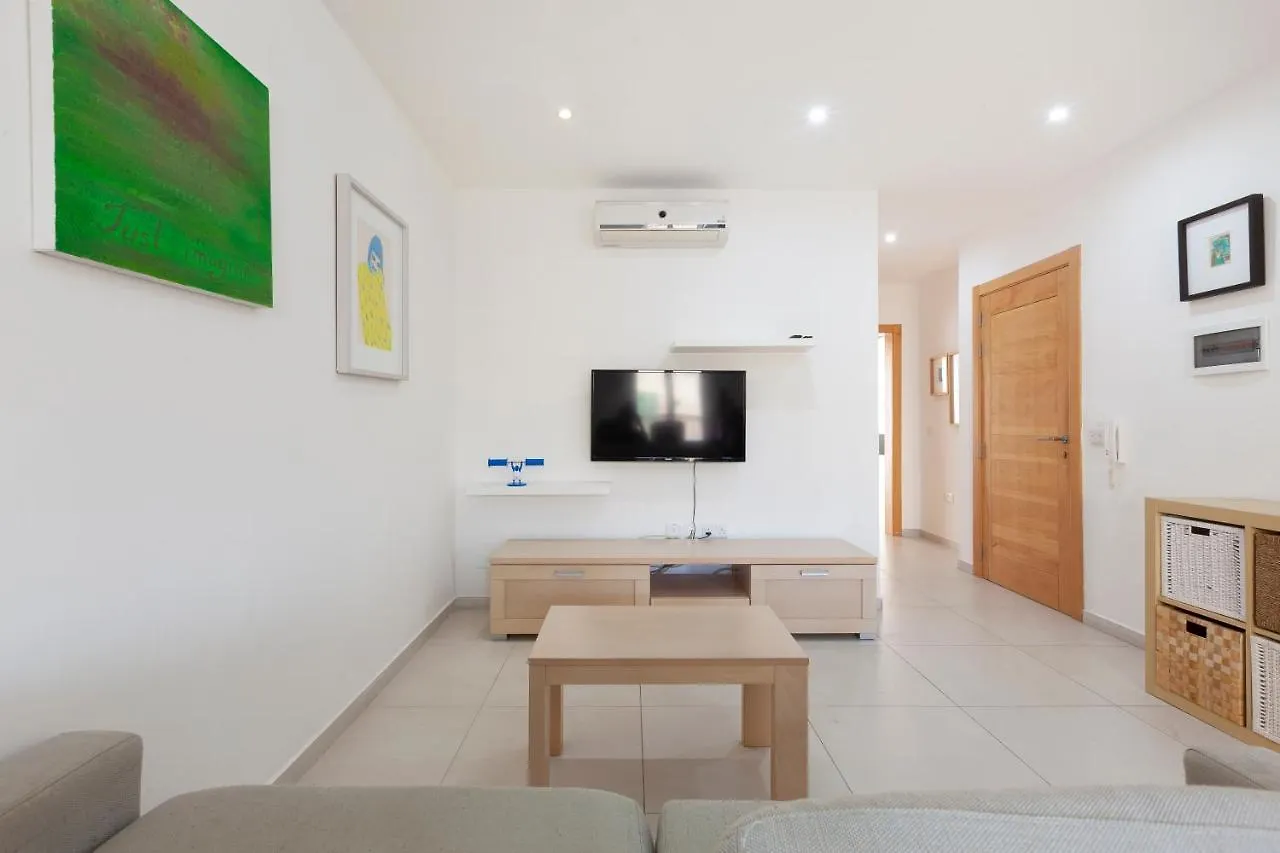 Sliema Full Comfort - Ac & Wi-Fi By 360 Estates Lejlighed